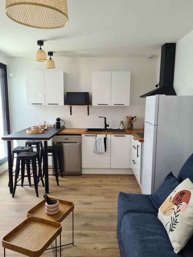 Location La Rebelle - La Rochelle B Apartment Bagian luar foto