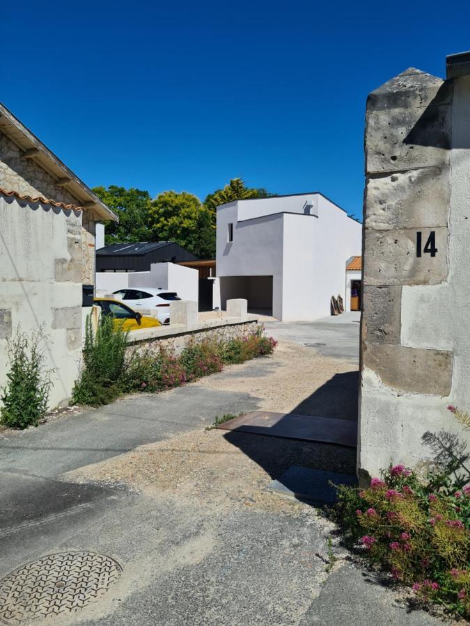 Location La Rebelle - La Rochelle B Apartment Bagian luar foto